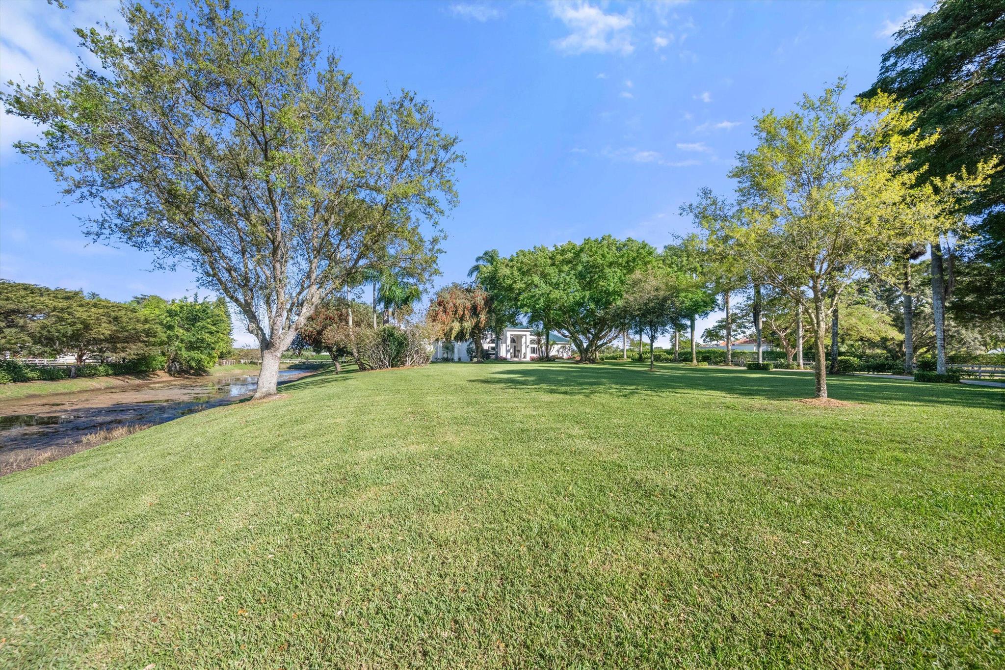 SOUTHFIELDS WELLINGTON CO - Residential