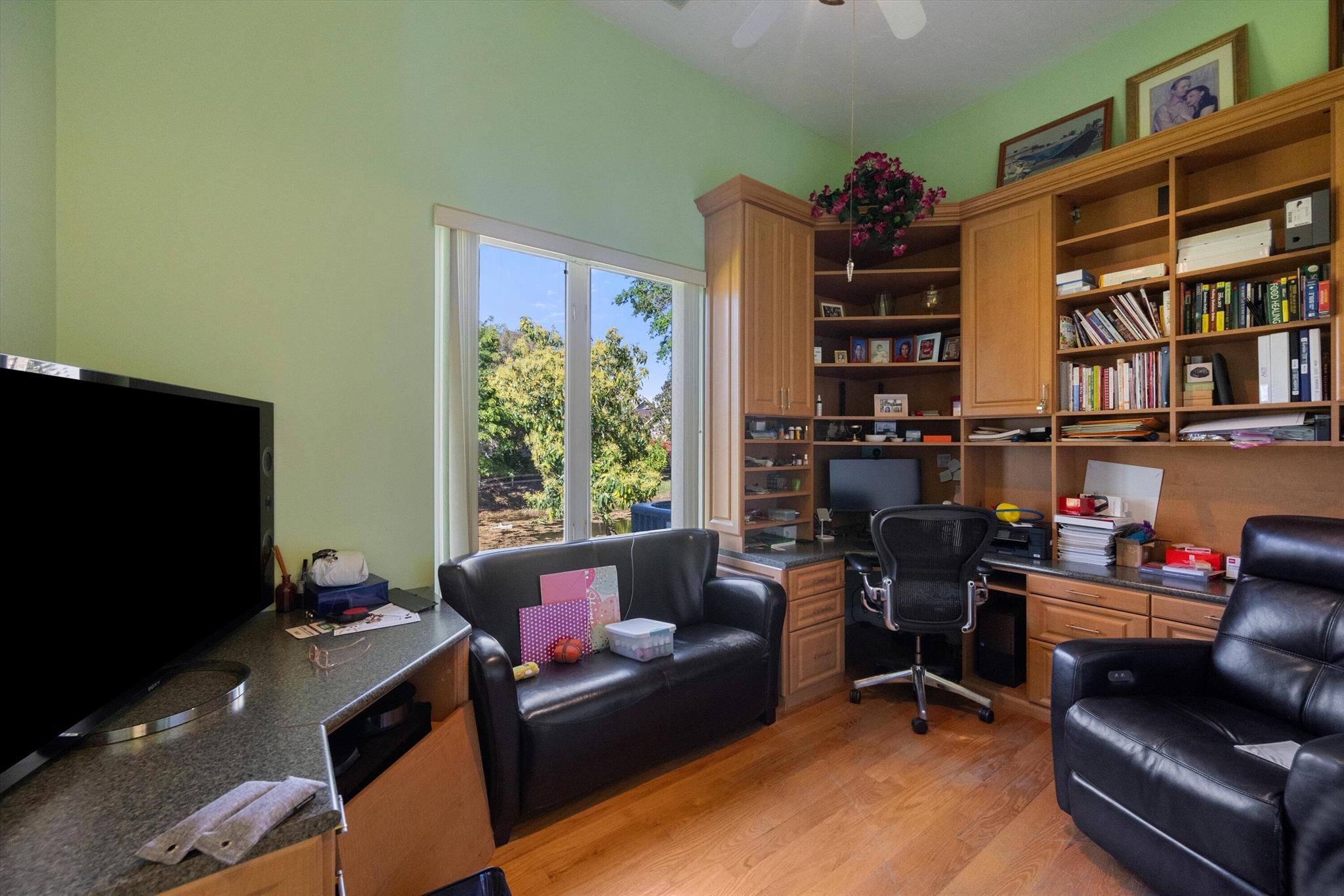 SOUTHFIELDS WELLINGTON CO - Residential