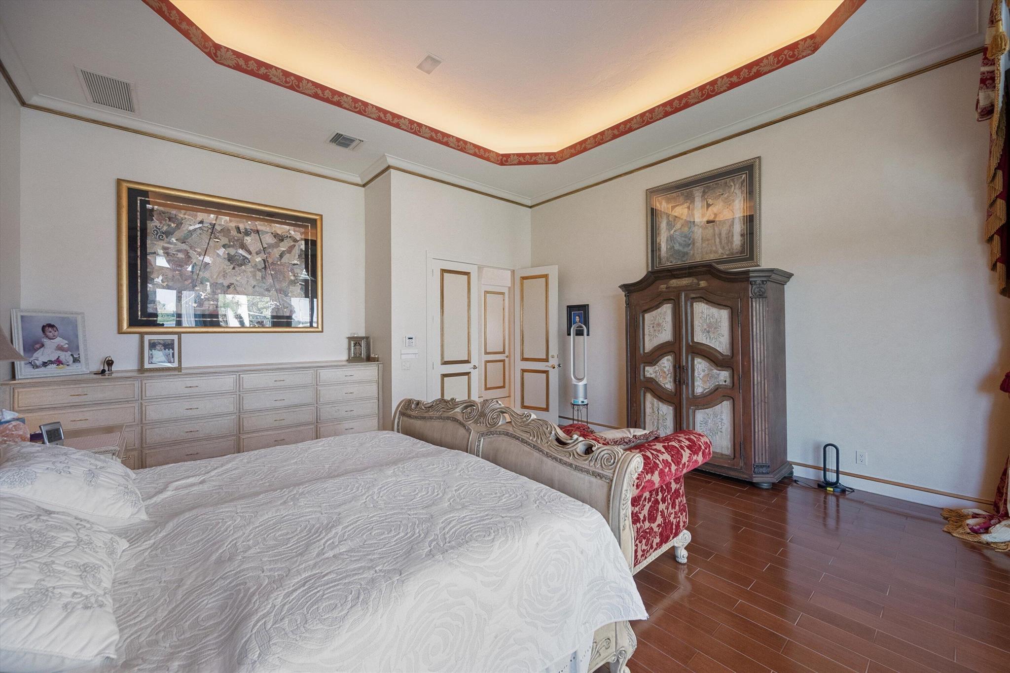 SOUTHFIELDS WELLINGTON CO - Residential