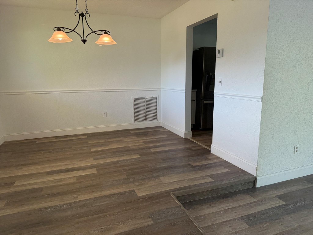 EDGEFIELD - Residential