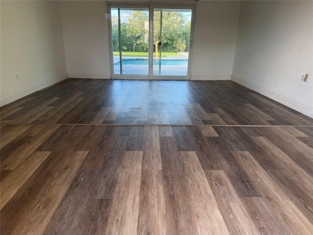 EDGEFIELD - Residential