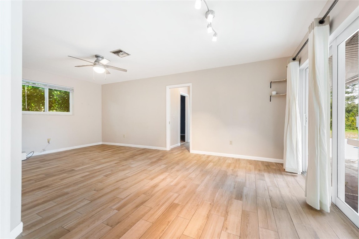 EDGEFIELD - Residential