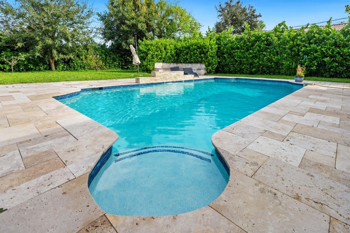 EDGEFIELD - Residential