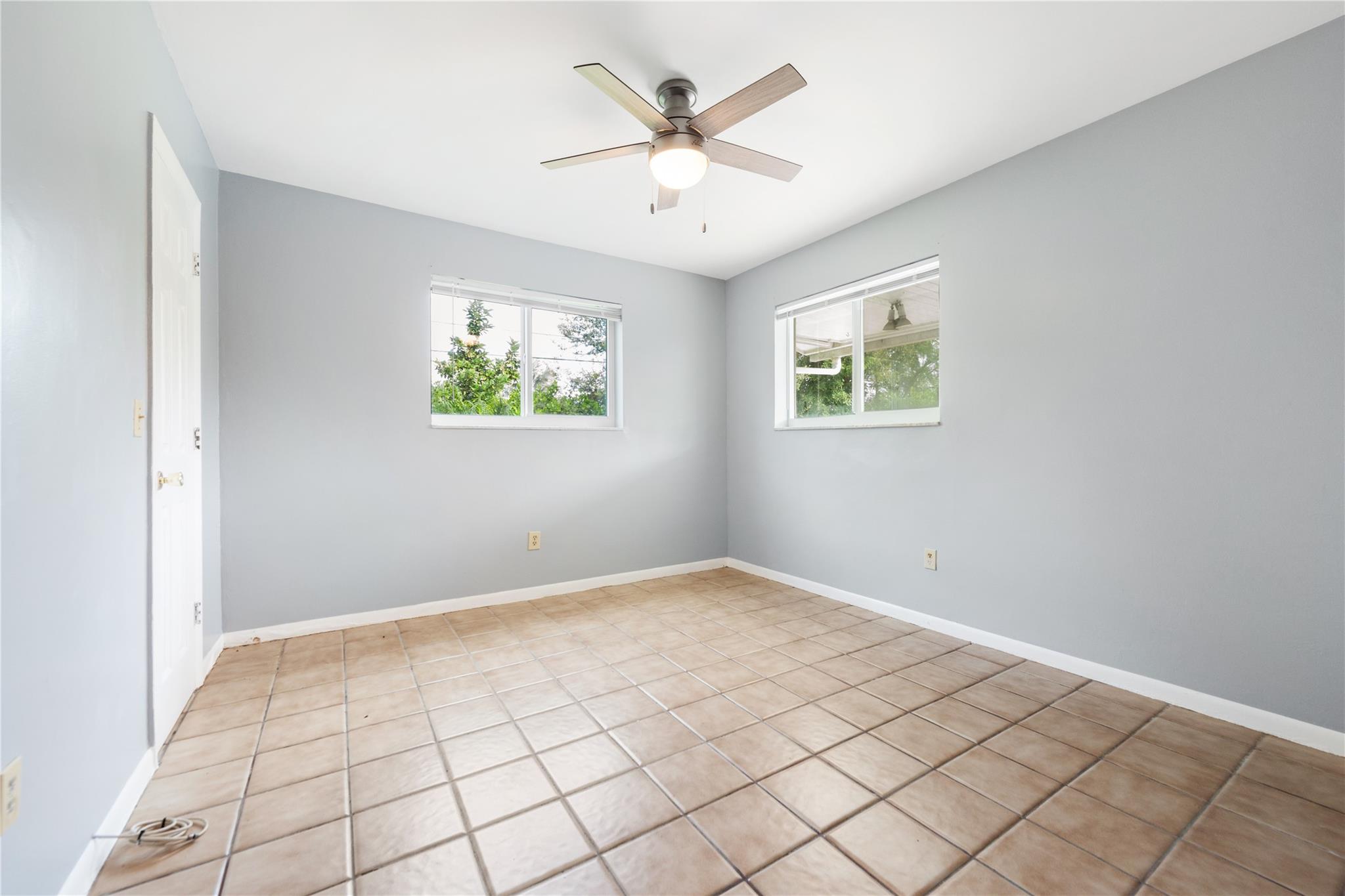 EDGEFIELD - Residential