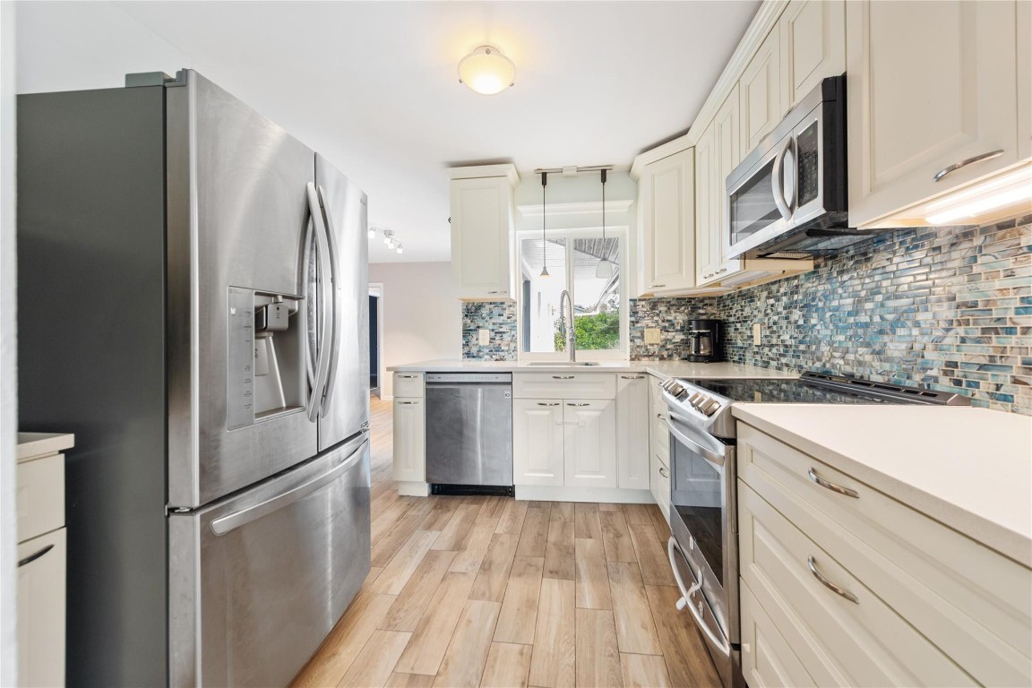 EDGEFIELD - Residential