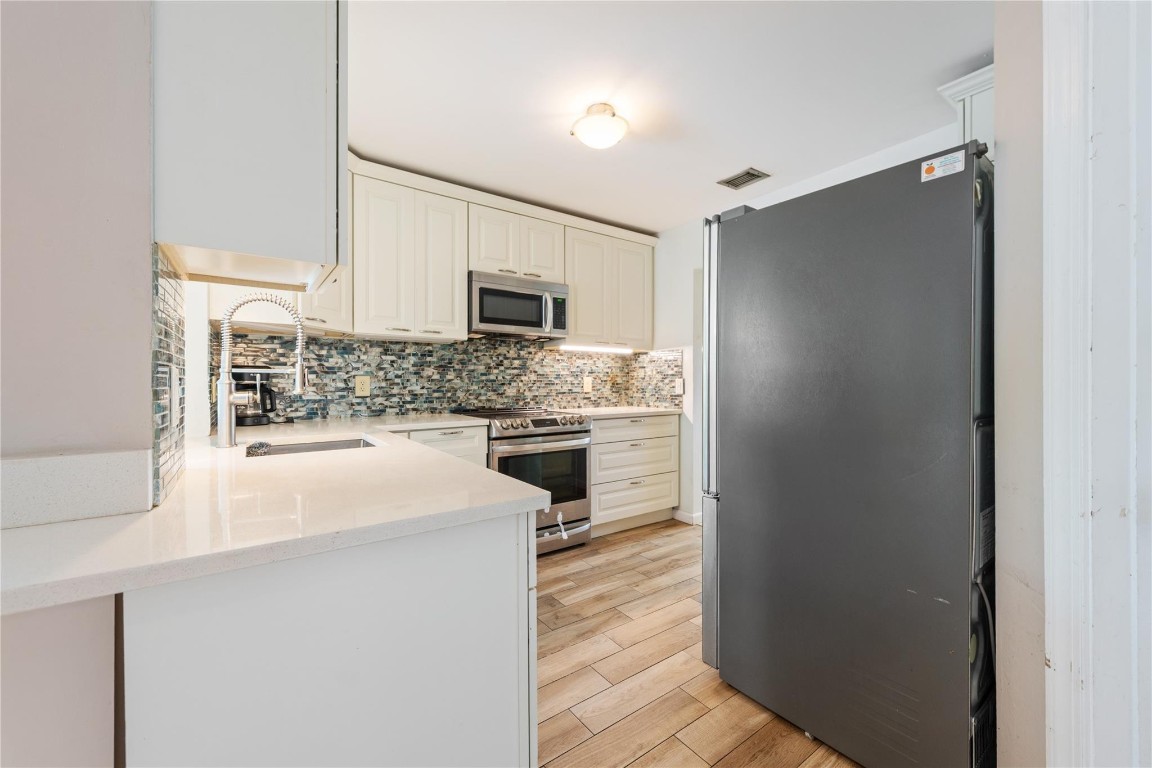 EDGEFIELD - Residential