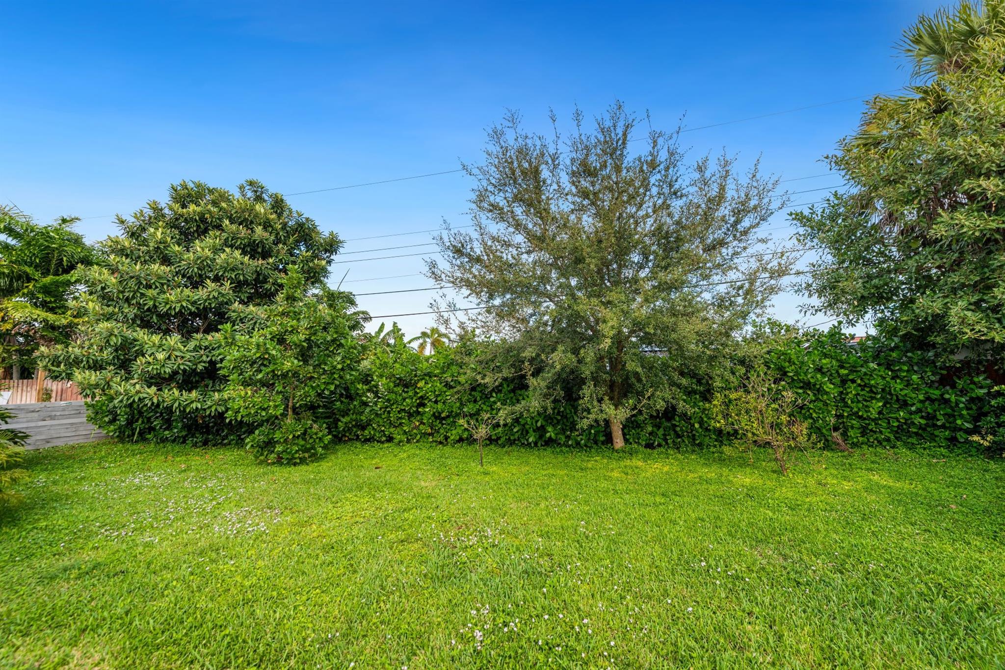 EDGEFIELD - Residential