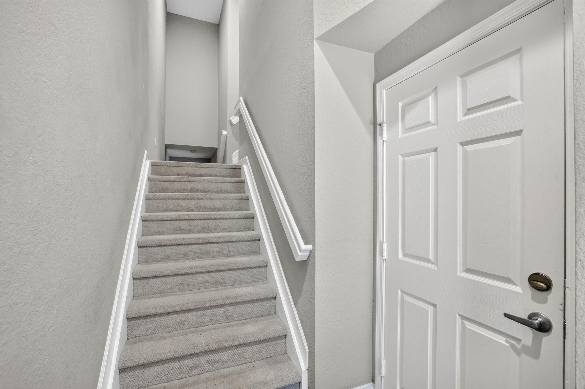 433 NE 1ST Street