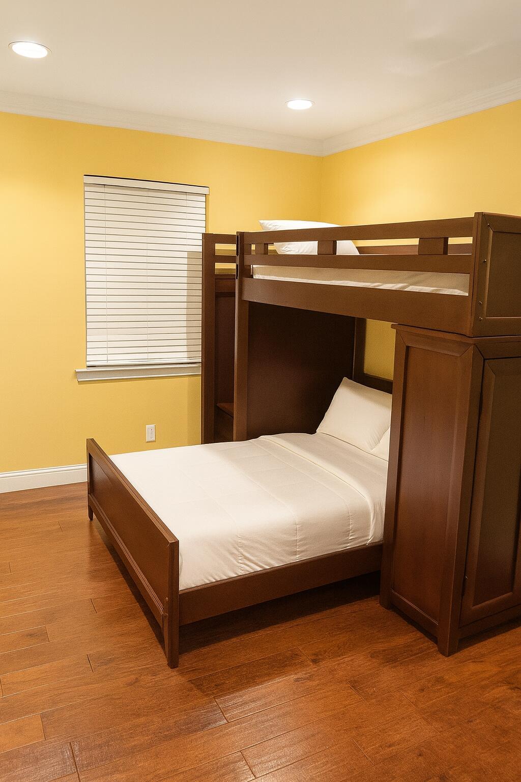 Tropic Isle - Residential Lease