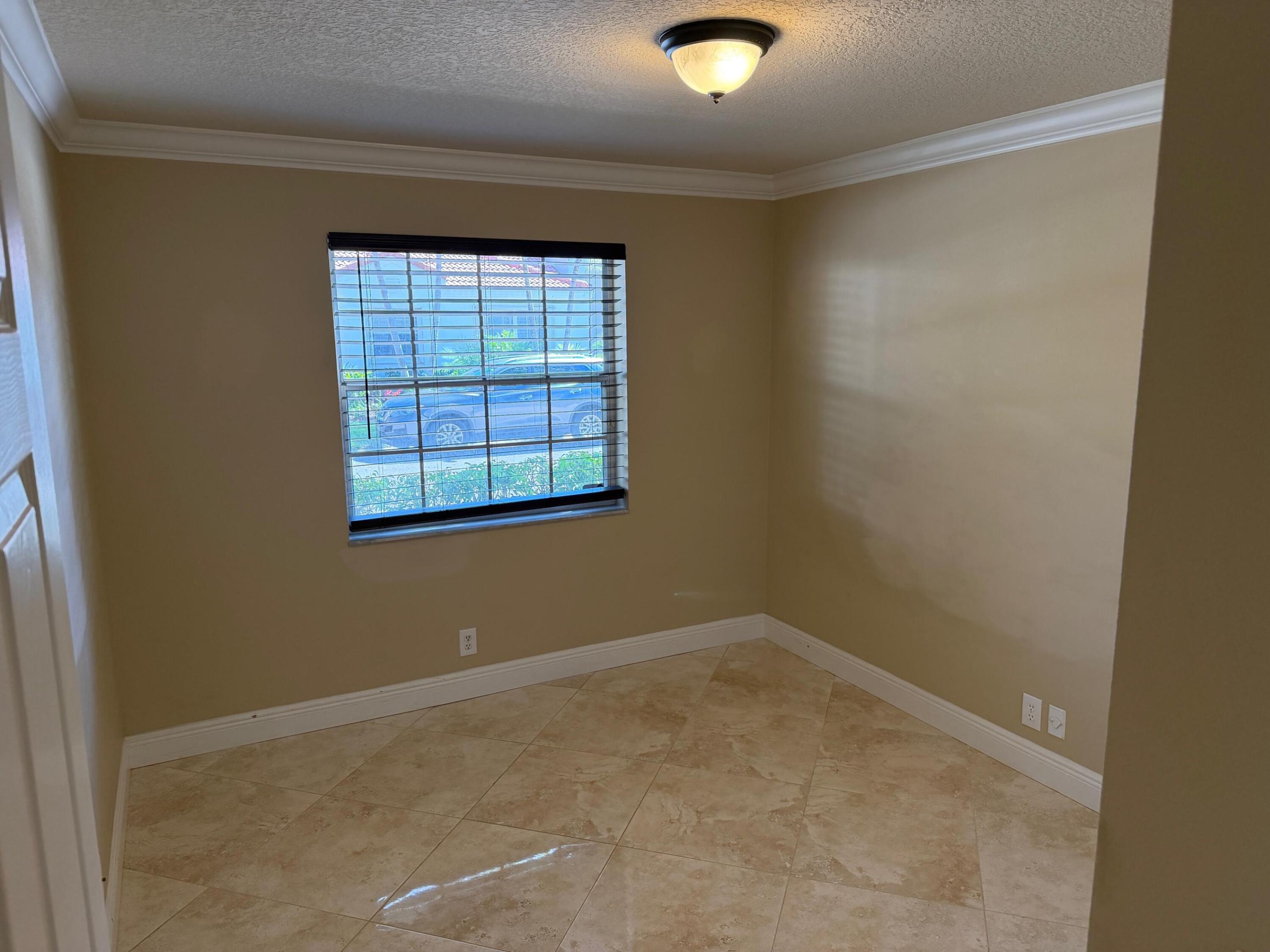 View photos, virtual tours, details... 10123 Caoba Street