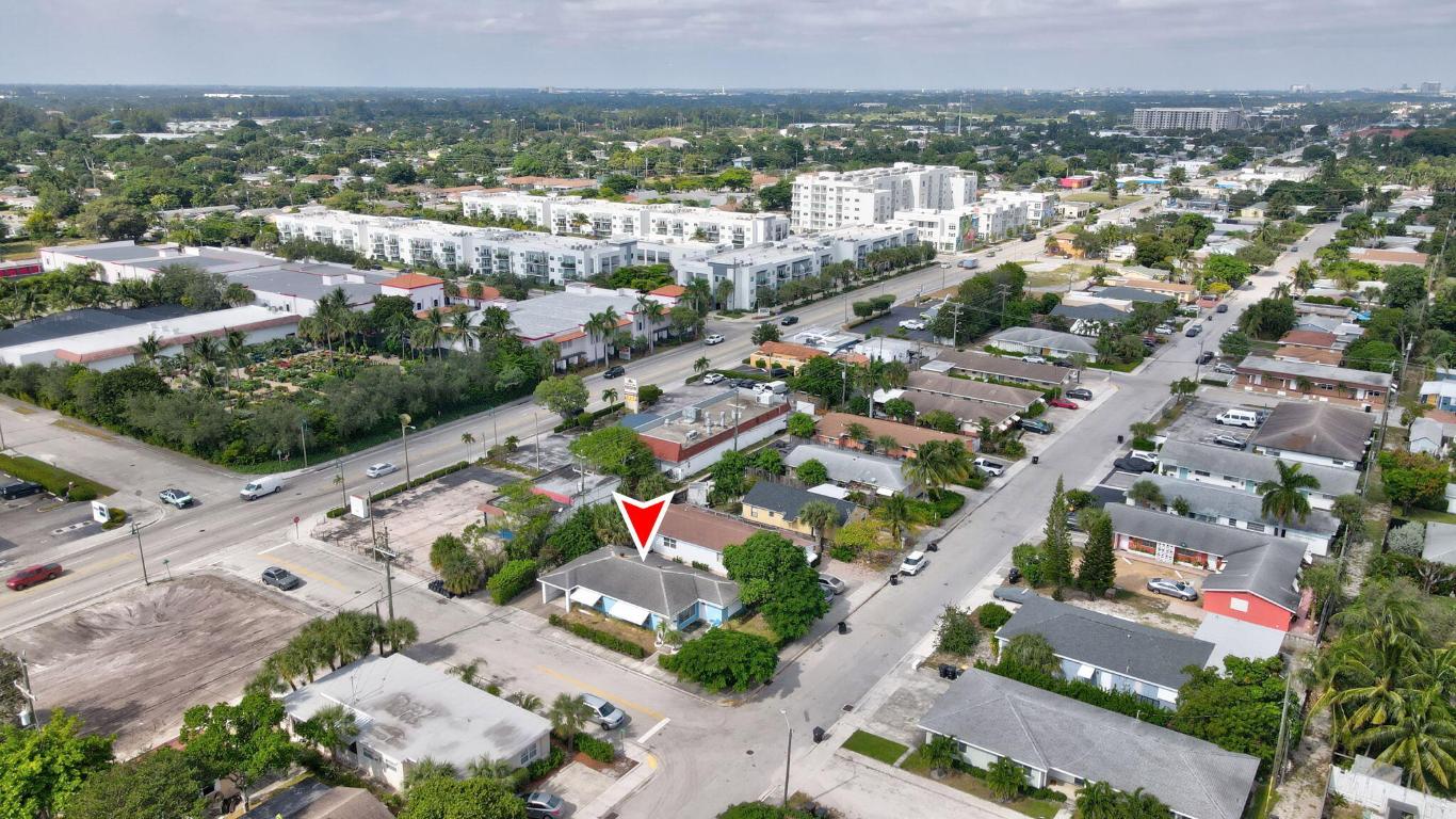 NORTH LAKE WORTH - Residential