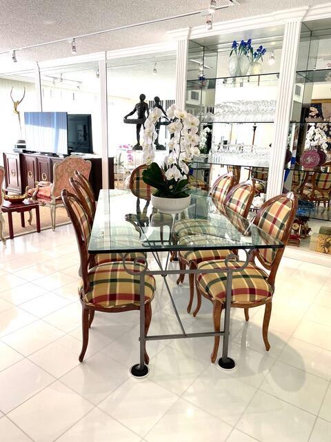 PLAZA OF THE PALM BEACHES - Residential