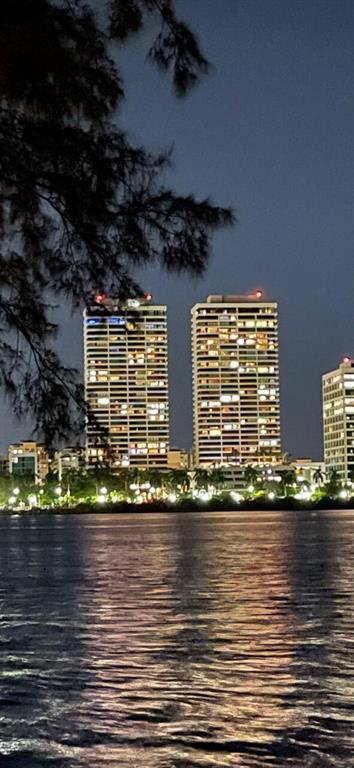 PLAZA OF THE PALM BEACHES - Residential