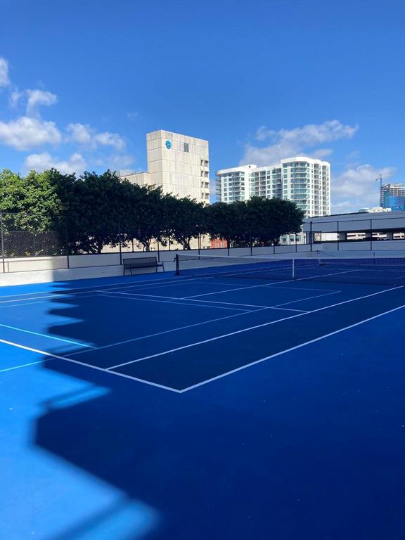 PLAZA OF THE PALM BEACHES - Residential