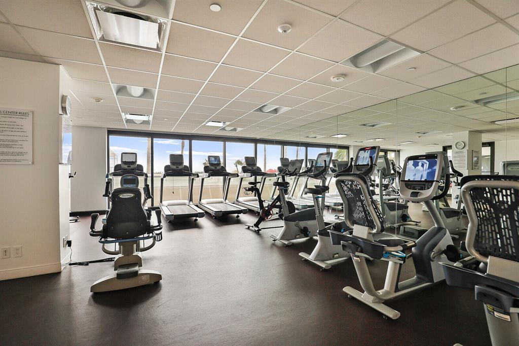 PLAZA OF THE PALM BEACHES - Residential