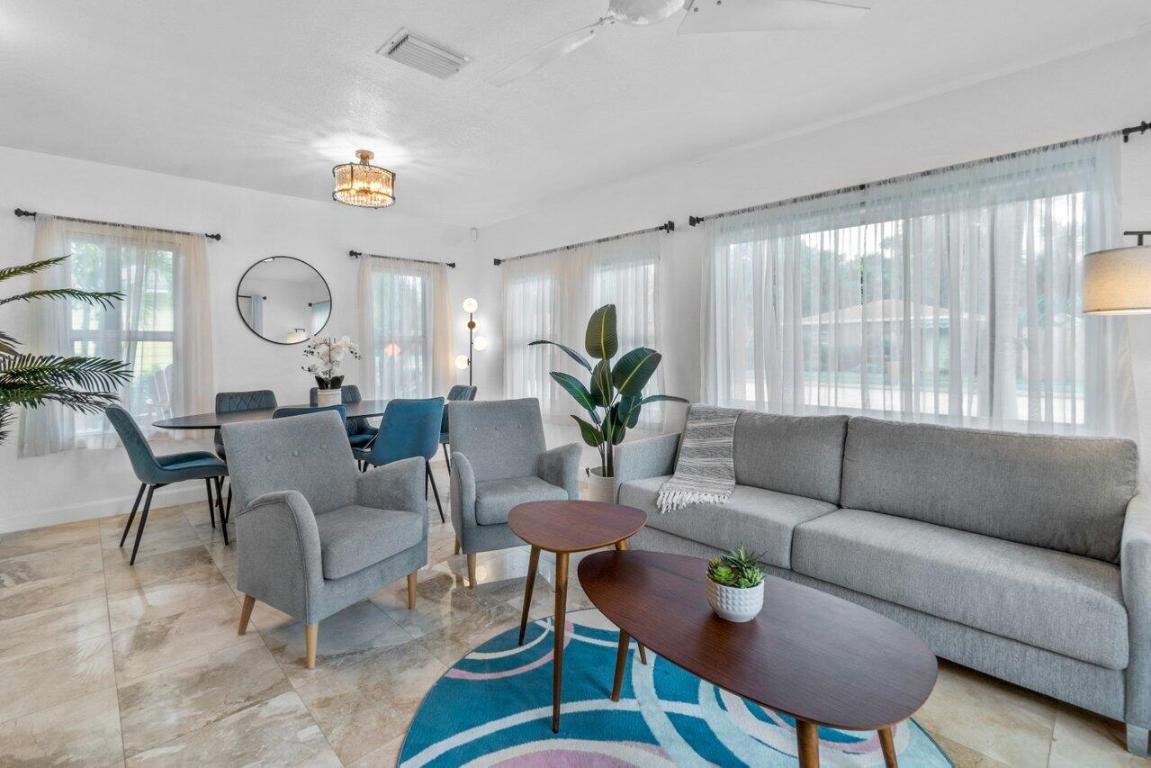 Flamingo Park - Residential Lease