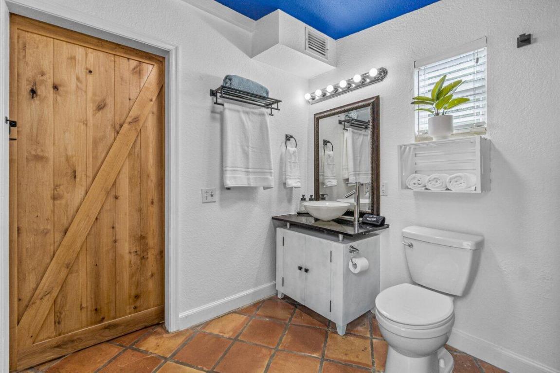 Flamingo Park - Residential Lease