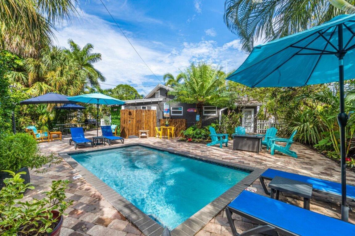 Flamingo Park - Residential Lease