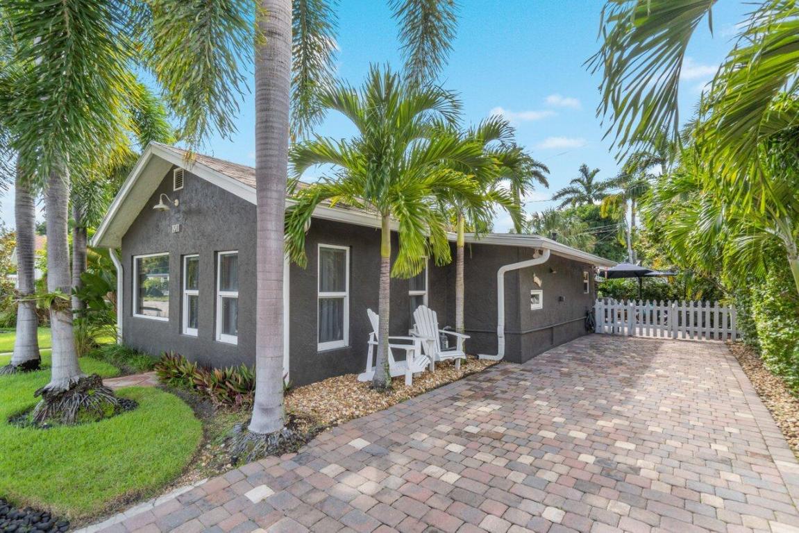 Flamingo Park - Residential Lease