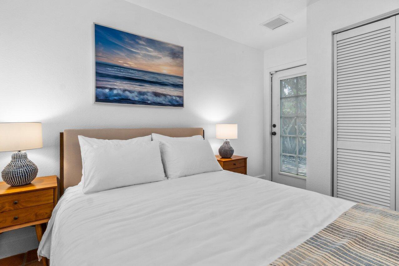 Flamingo Park - Residential Lease