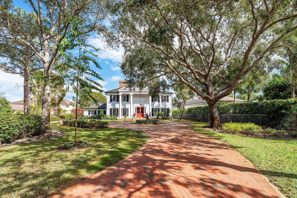 Photo of 19153 SE Jupiter River Drive, Jupiter, FL 33458 (MLS # B26073761)