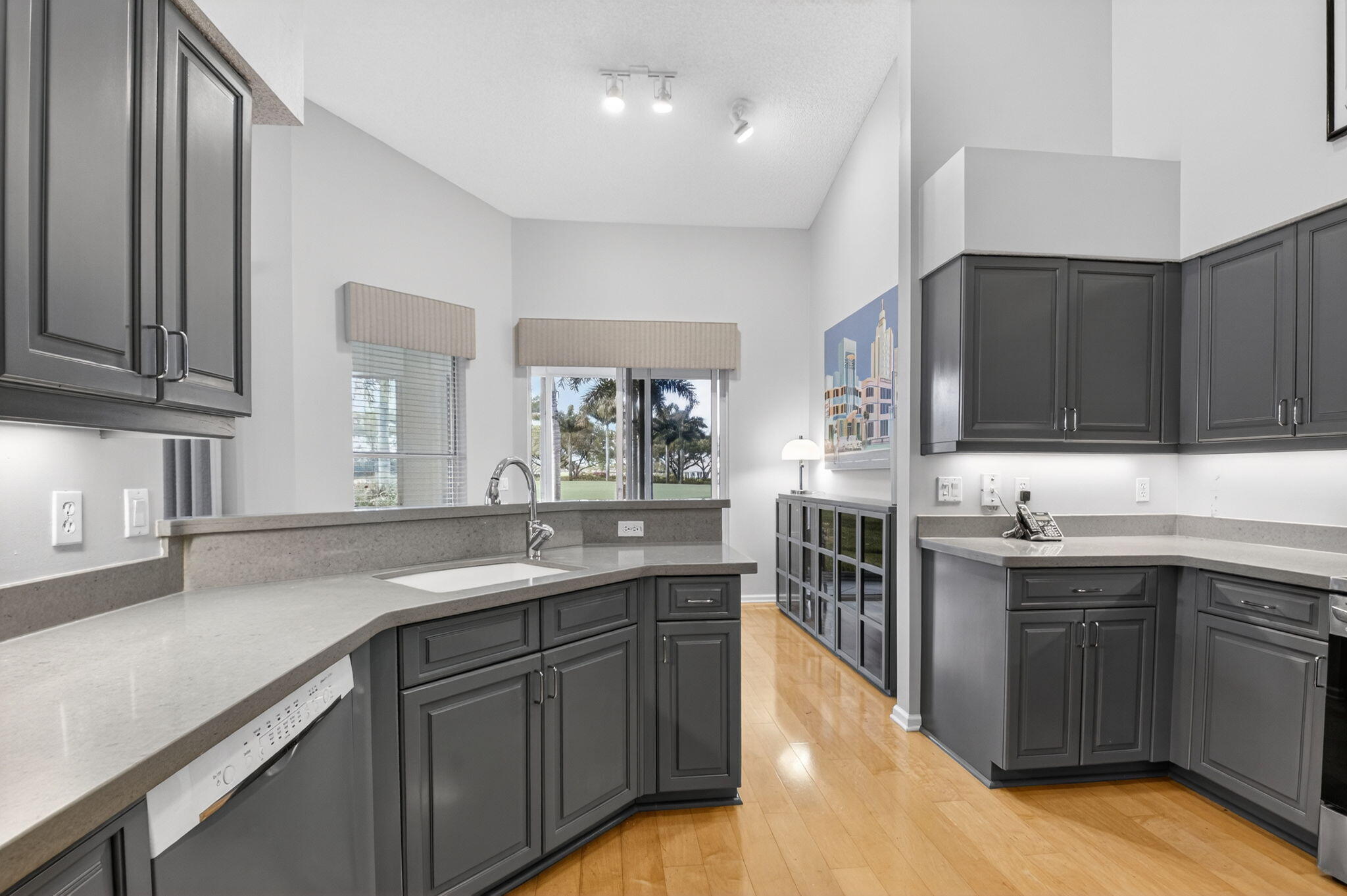 ABERDEEN / Addison Green - Residential