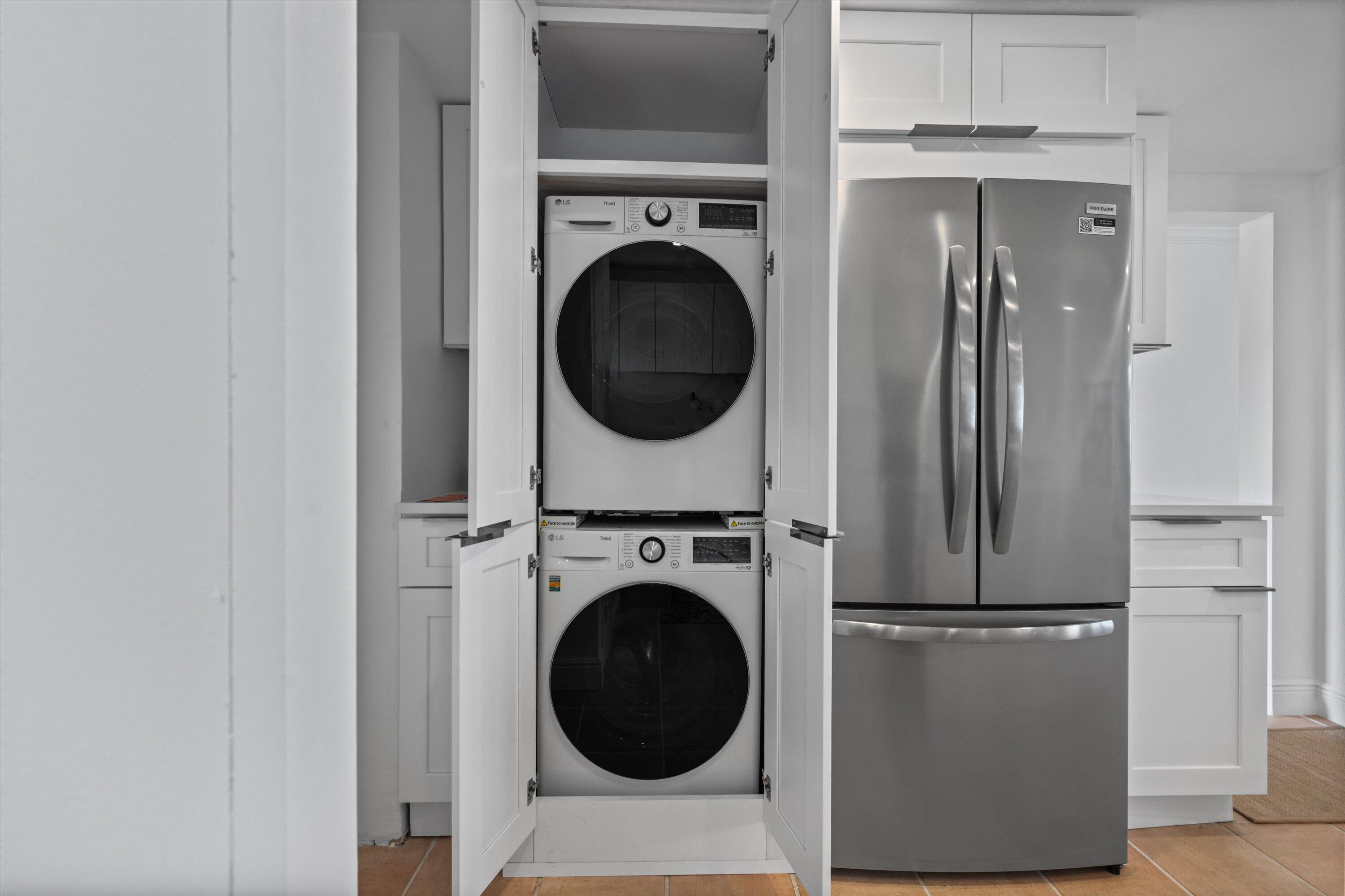 LA BONNE VIE CONDO - Residential Lease