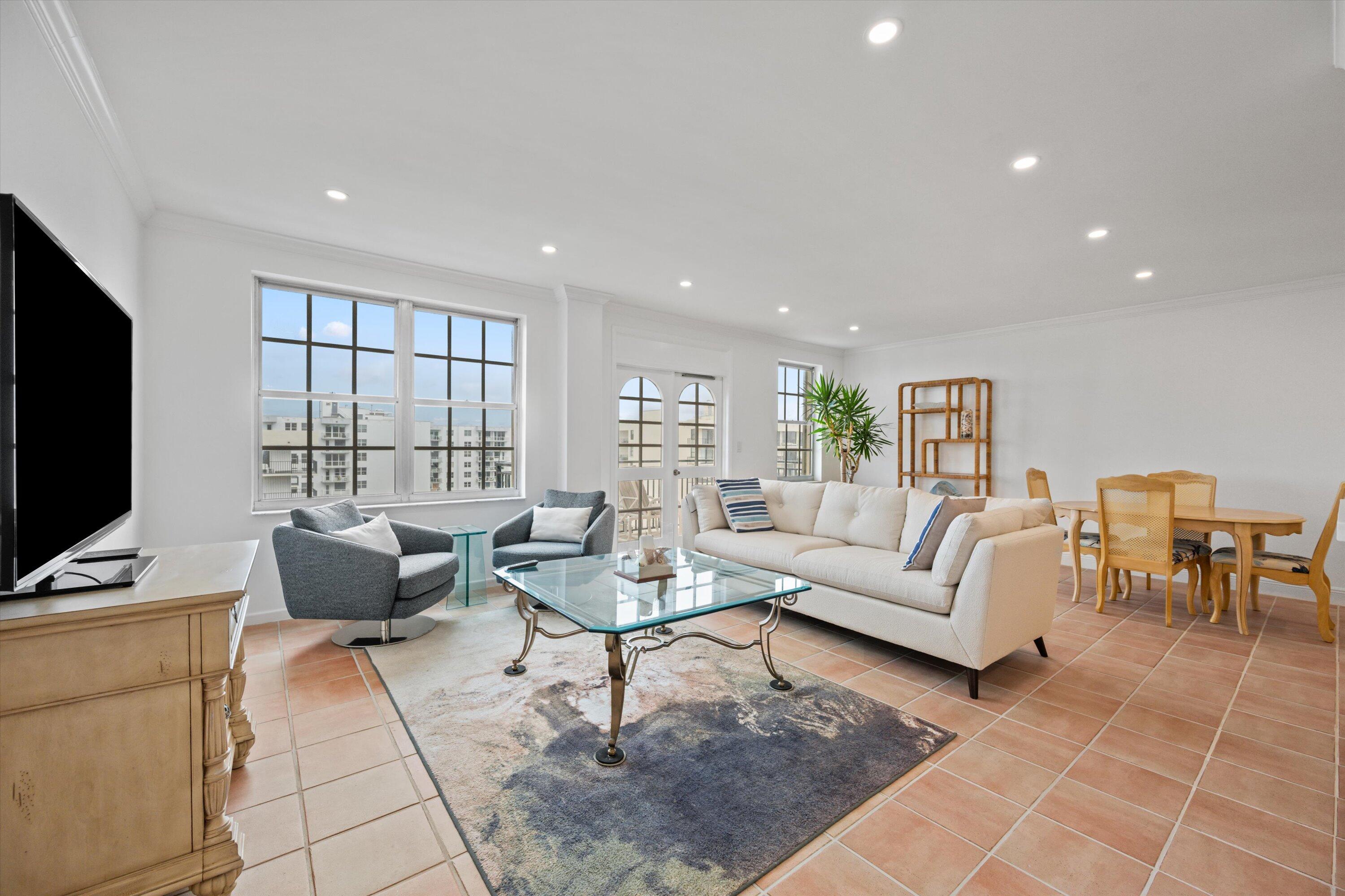 LA BONNE VIE CONDO - Residential Lease