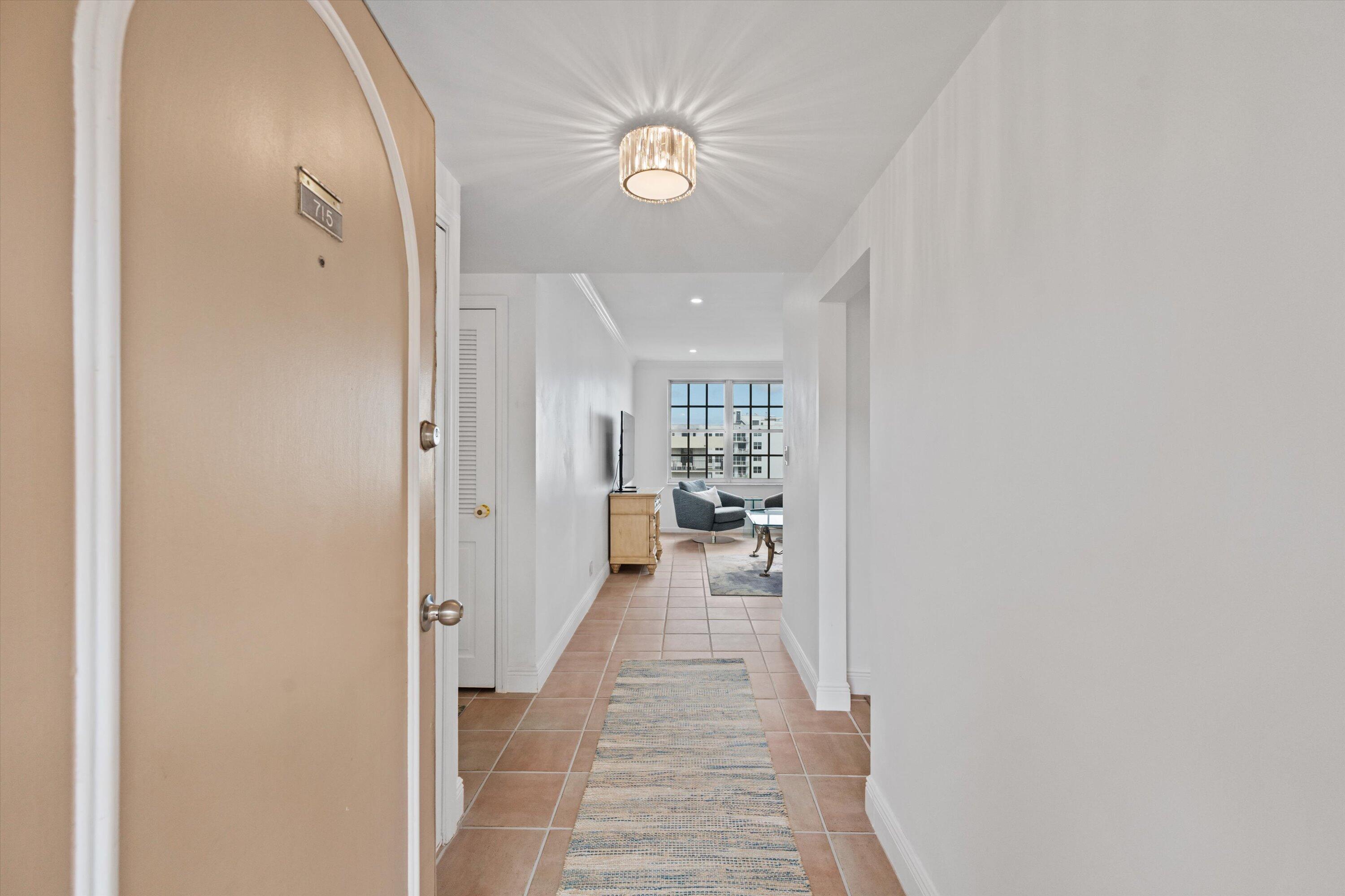 LA BONNE VIE CONDO - Residential Lease