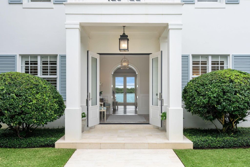 Photo of 18807 SE Federal Highway, Jupiter, FL 33469 (MLS # R10943234)