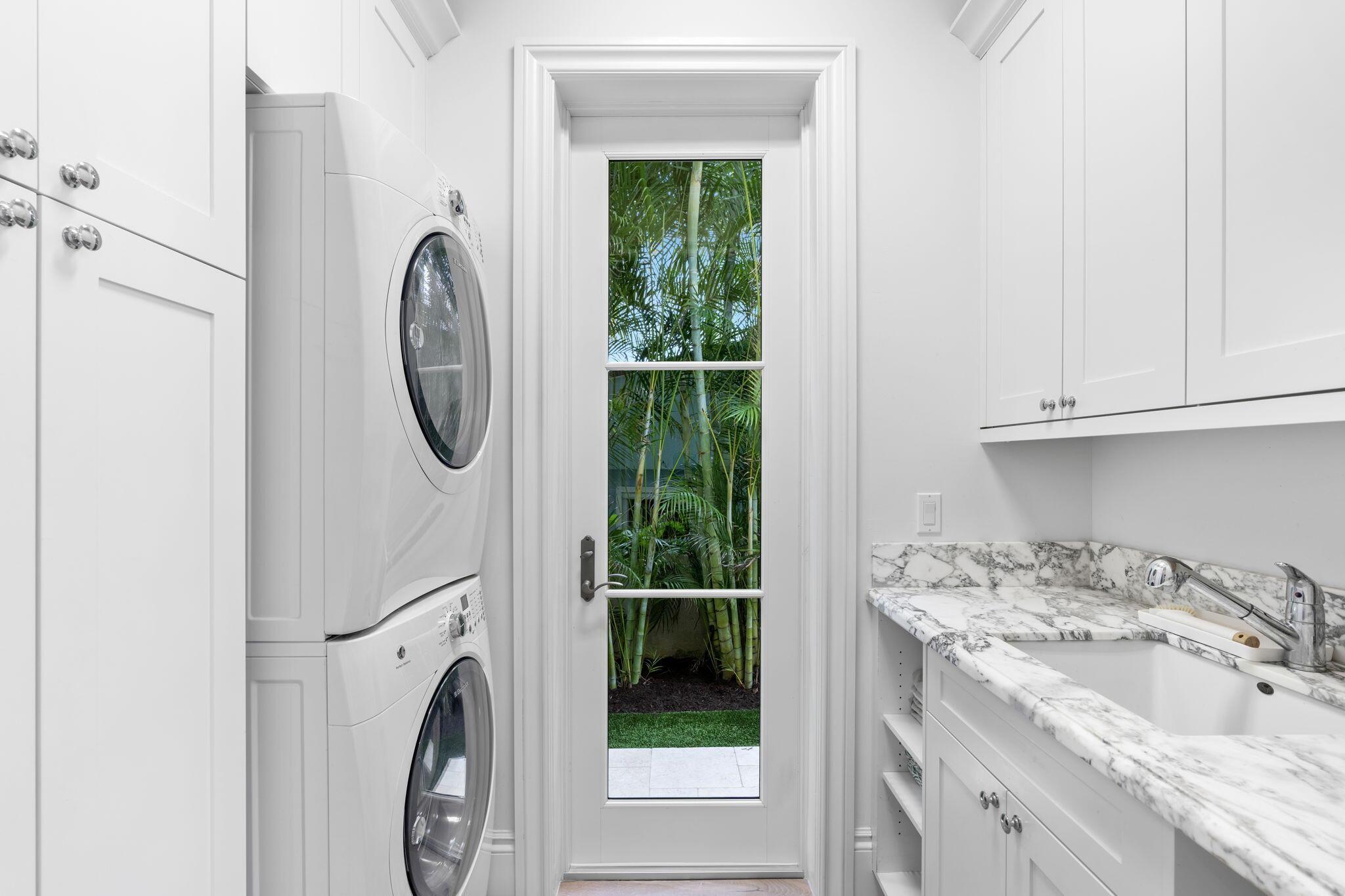 Sandy Depths - Residential