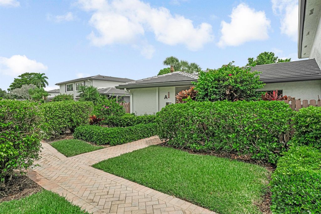 Photo of 26 Southport Lane #A, Boynton Beach, FL 33436 (MLS # R11105963)