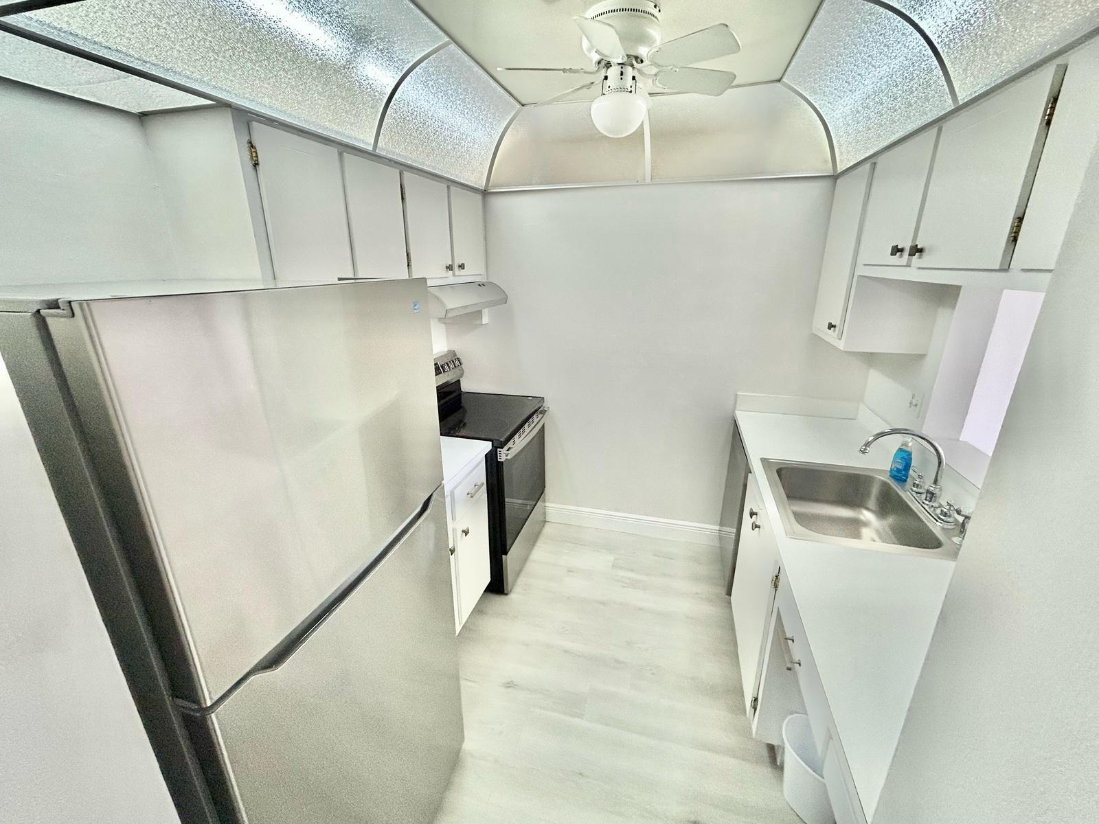 ISLAND CLUB TWO CONDO - Residential Lease