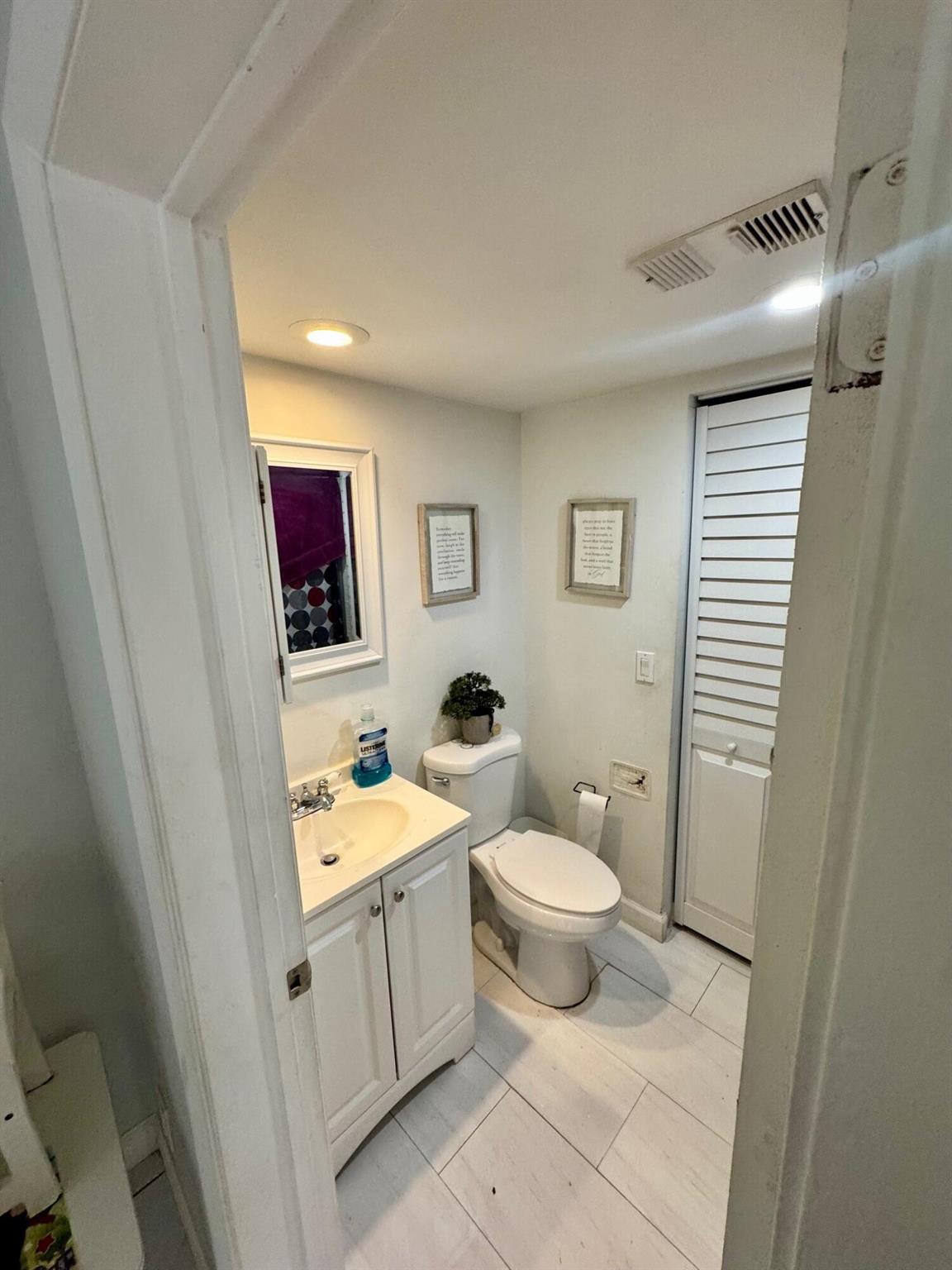 Properties 1684 Forest Lakes Circle A