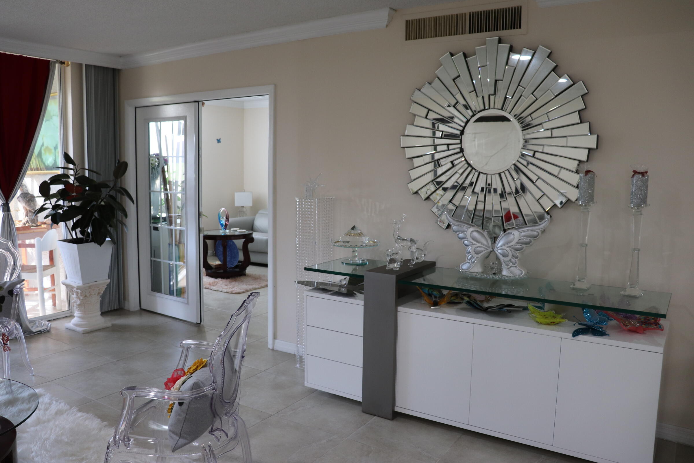 FOUNTAINS OF PALM BEACH CONDO 3 - Residential