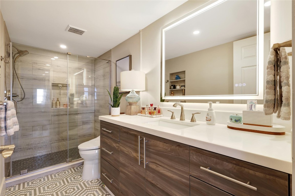 Renaissance III - Residential