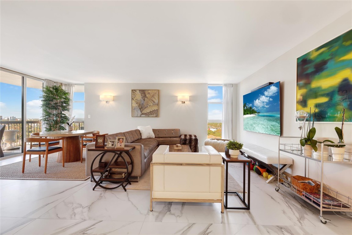 Renaissance III - Residential