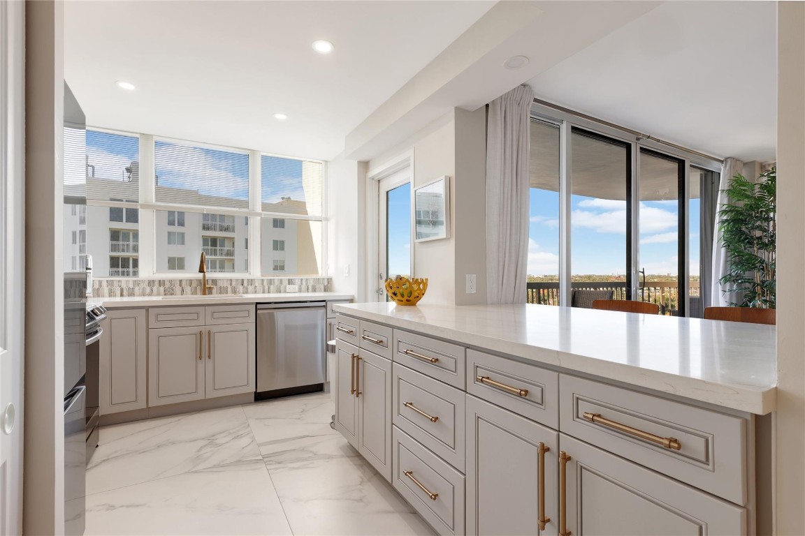 Renaissance III - Residential