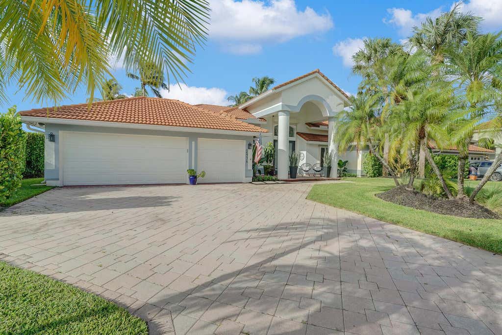 Photo of 15776 Cypress Creek Lane, Wellington, FL 33414 (MLS # R11016792)