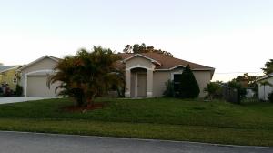 BEAUTIFUL HOUSE, TILE IN SOCIAL AREAS, WOOD ON BEDROOMS.FORMAL LIVING AND DINING ROOMS,BREAKFAST AREA, HUGE PANTRY,BEAUTIFUL KITCHEN WITH AN ISLAND ,LAUNDRY ROOM WITH WASHER AND DRYER.FENCED BACKYARD AND SCREENED PORCH,BIG FAMILY ROOM.CLOSE TO CROSS TOWN FOR EASY ACCESS TO I95.PERFECT HOUSE !PROPERTY IS RENTED AS IS,NON SMOKERS ONLY