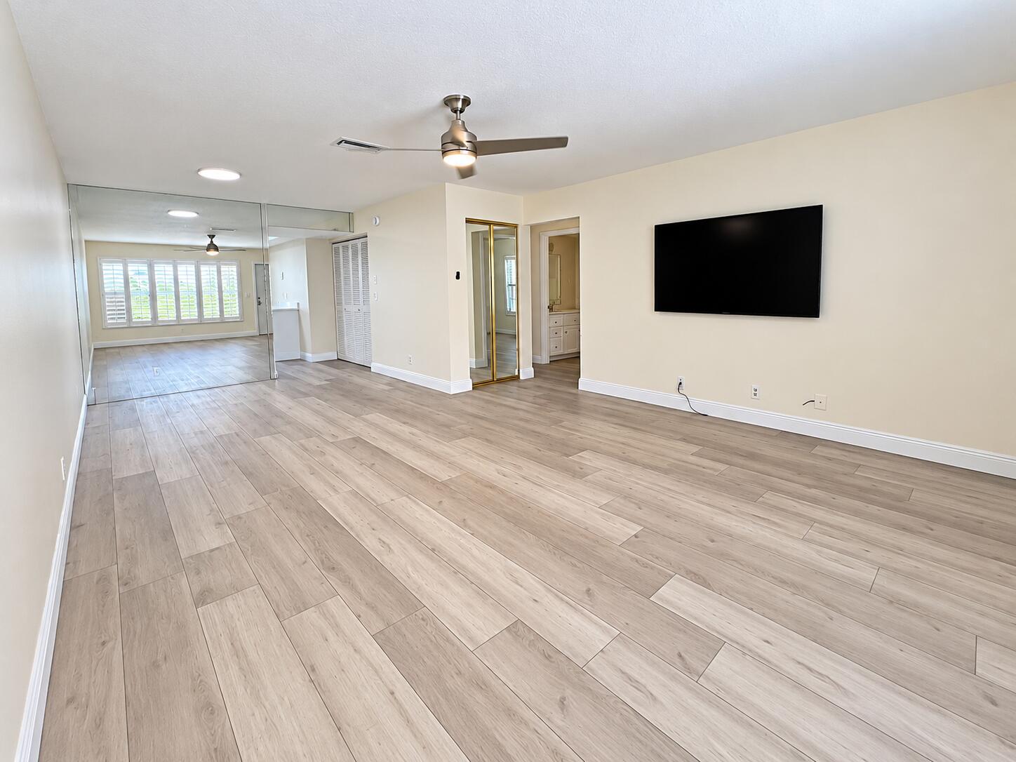 431 JUPITER LAKES Boulevard 2114D
