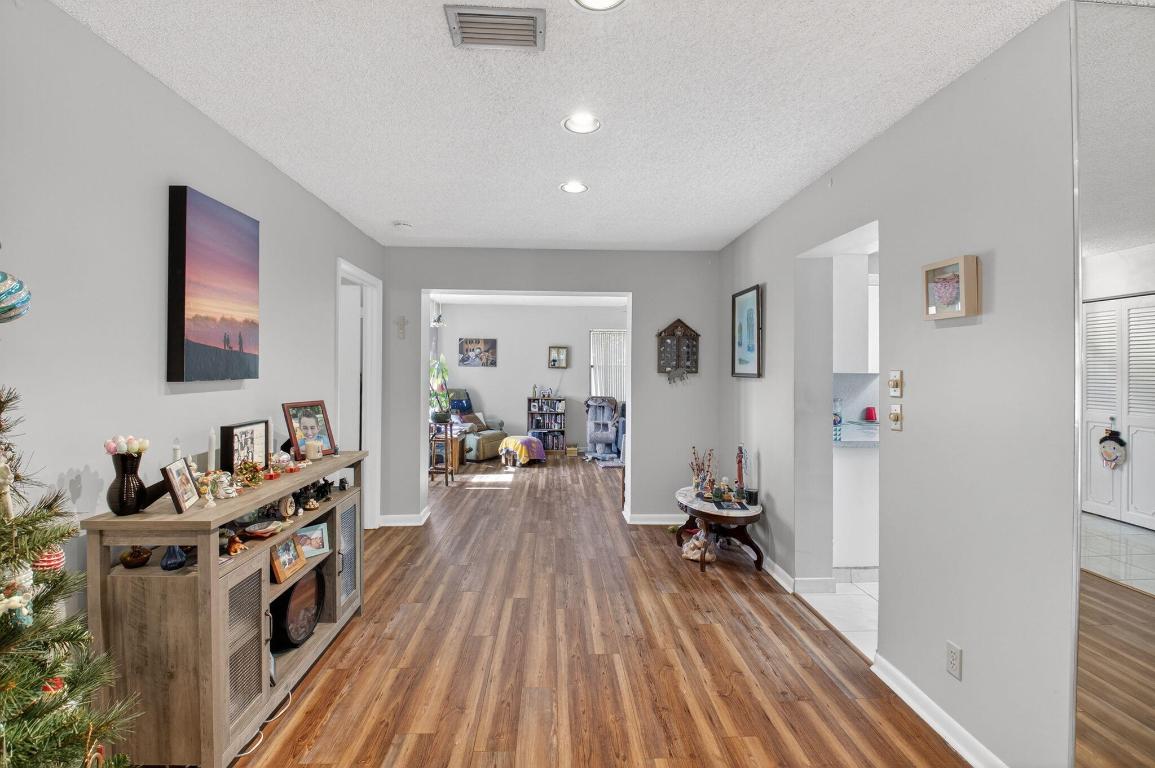 RAINBERRY BAY SEC 1 - Residential