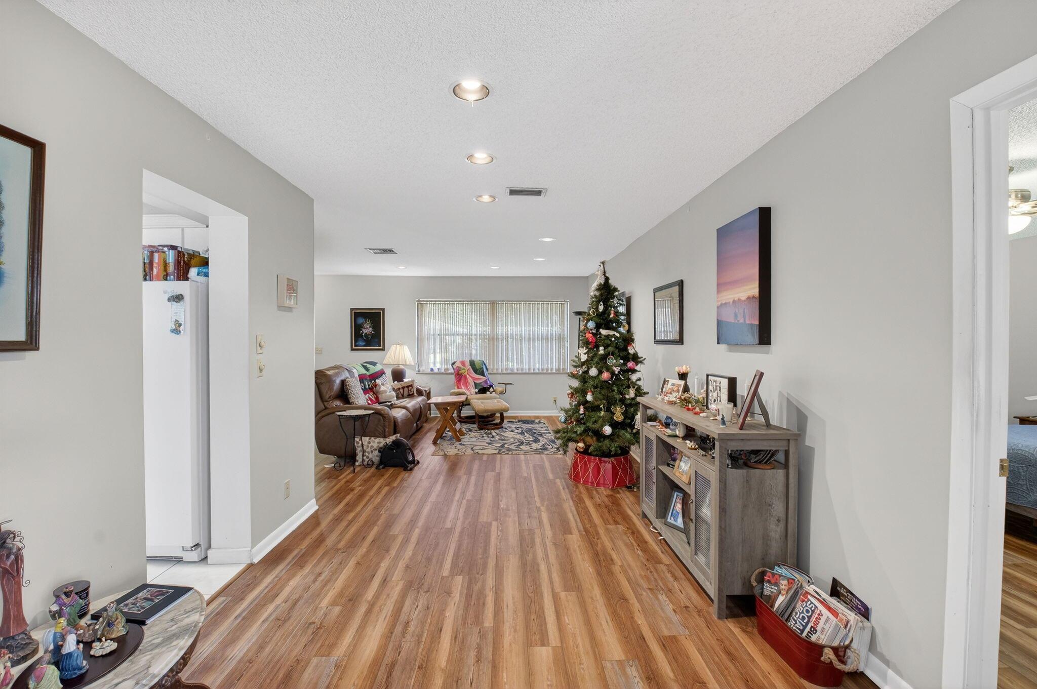 RAINBERRY BAY SEC 1 - Residential