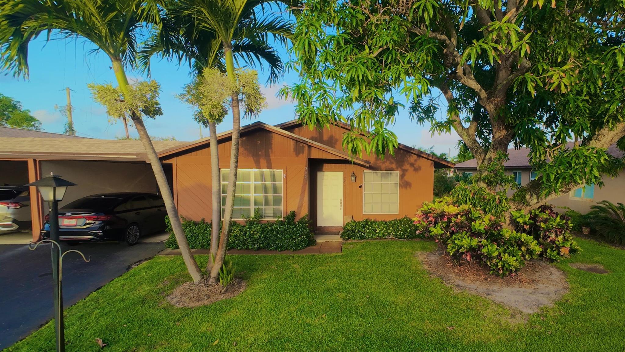 Spacious villa with carport in desirable Los Mangos!Only 3.5 miles to Downtown Delray and 2.5 miles to the beach. All ages community.Vinyl flooring throughout, New air conditioner, washer, dryer and stove. Primary bedroom has 2 walk in closets and impact French doors.Ready for move in!Pics coming soon! Showings start 7/31