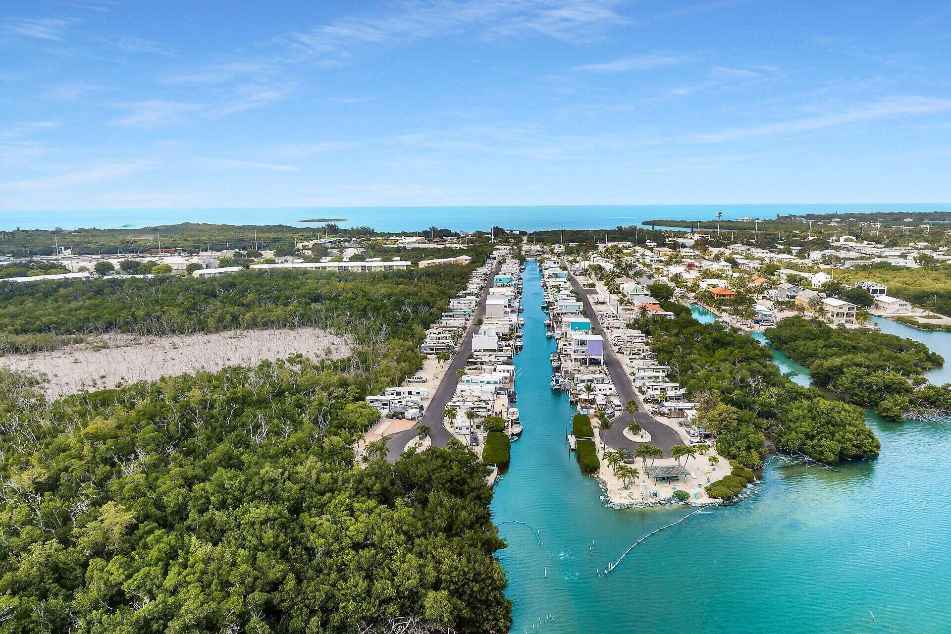 6099 Overseas Highway 4w