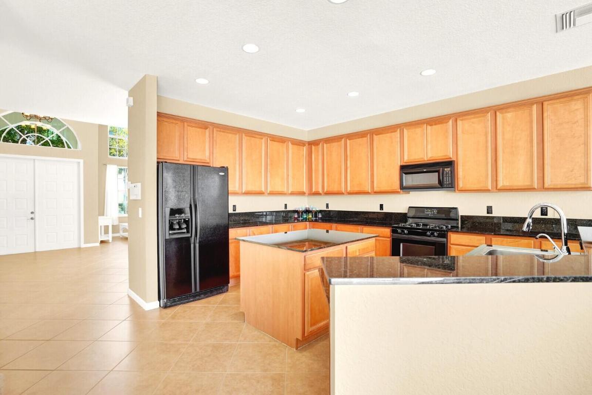 ANTHONY GROVES PH 2 - Residential