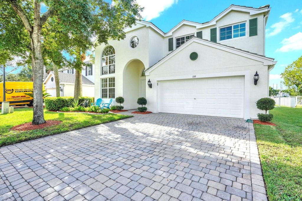 Photo of 108 Devonshire Circle, Royal Palm Beach, FL 33414 (MLS # R11147343)