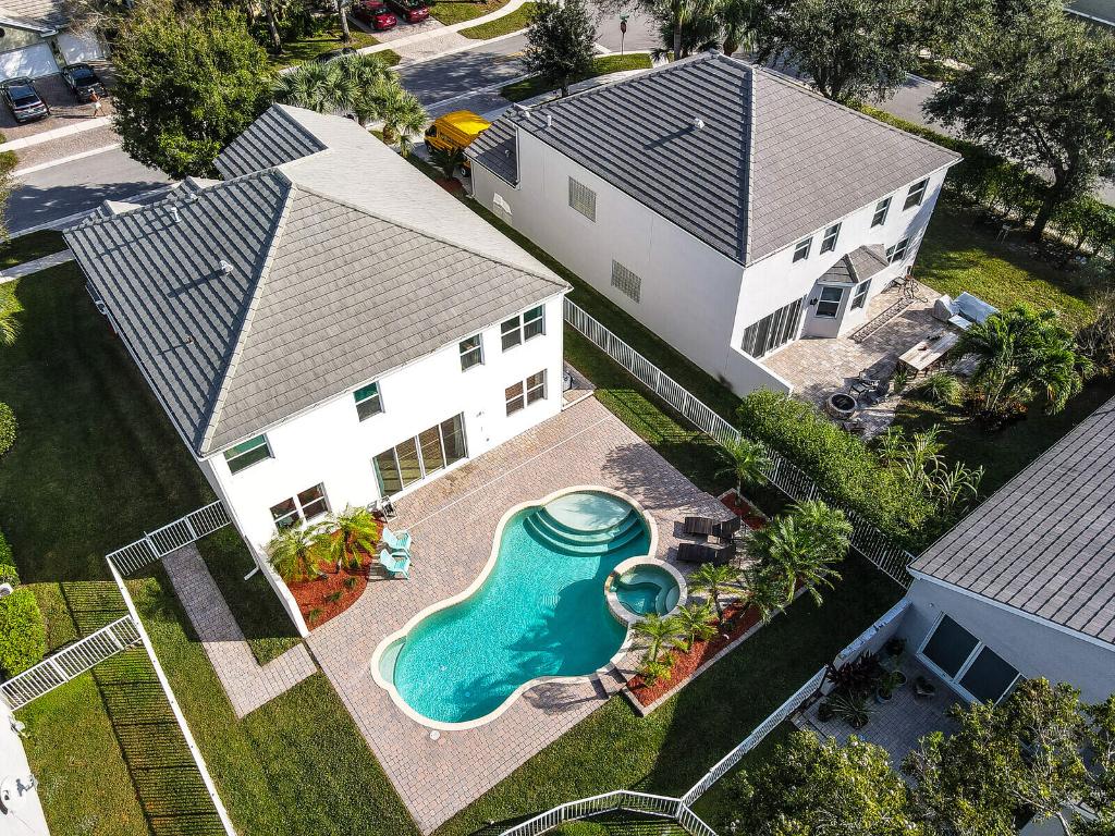 ANTHONY GROVES PH 2 - Residential