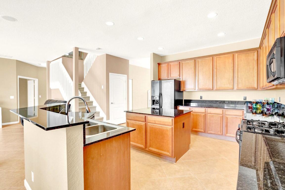 ANTHONY GROVES PH 2 - Residential