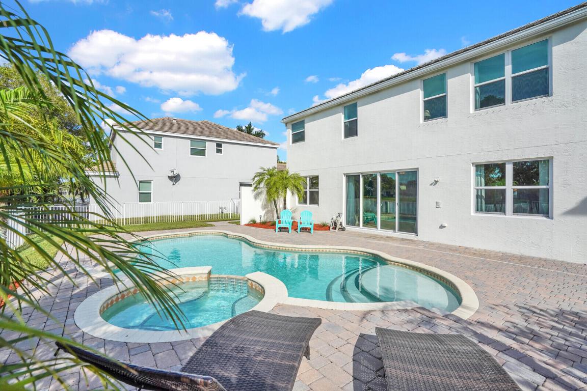 ANTHONY GROVES PH 2 - Residential